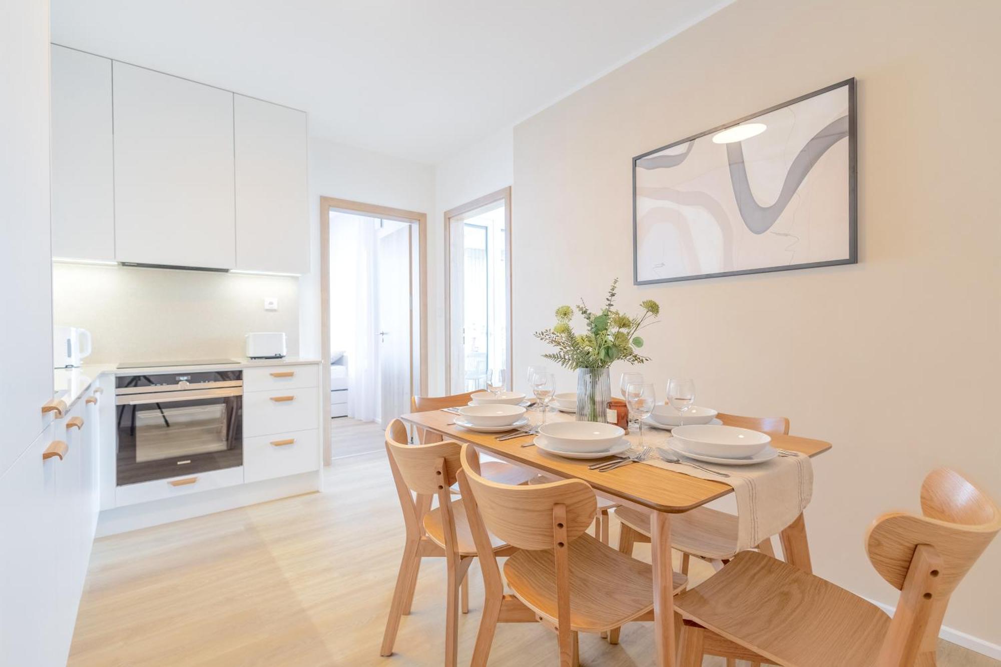 Lägenhet Bright 2br - 8th Floor, Balcony, Free Parking - By Gravity Prag